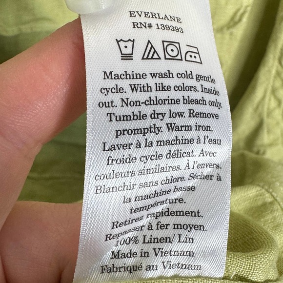 EVERLANE The Relaxed Linen Short Sleeve Camp Shirt Leek Green {I28} - Picture 5 of 5